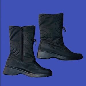 Women’s Cold Weather Naturalizer Boots Size 8 New